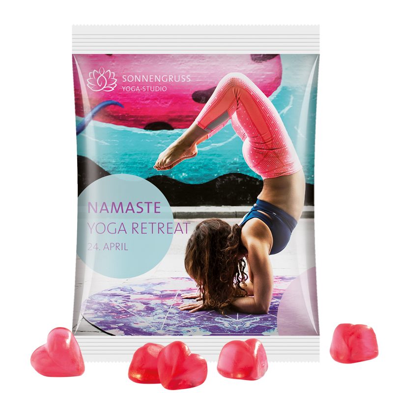 Maxitüte, weiße Folie, Trolli Fruchtgummi Herz rot