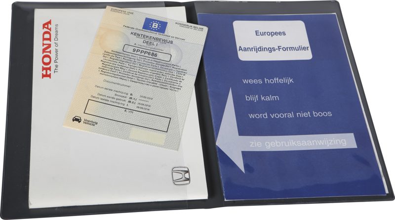 Fahrzeugmappe Corrado – weitere Ansicht